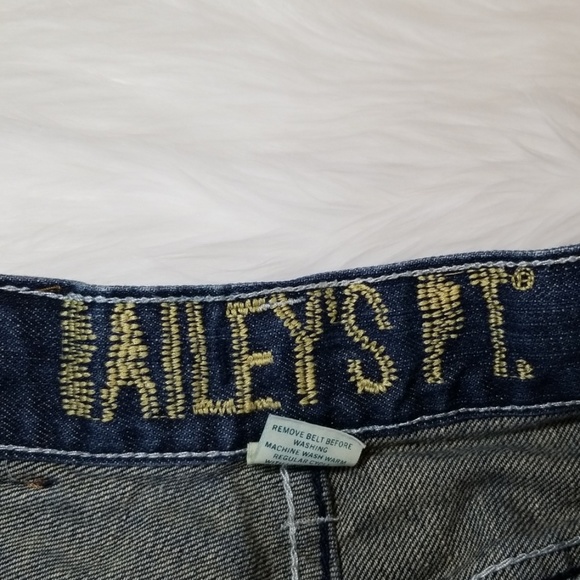 Baileys PT Levi Shorts | sz 14 - Picture 6 of 8
